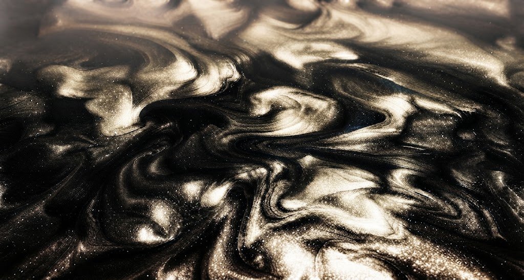 Golden Vein Metallic
